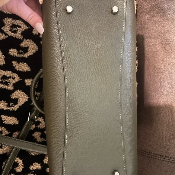 Coach Lillie Carryall with matching accordion zip wallet - Picture 3 of 8